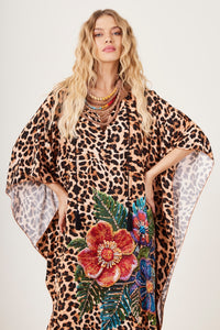 Kaftan Amplo Midi Animal Print Frida Kahlo Yacamim T6