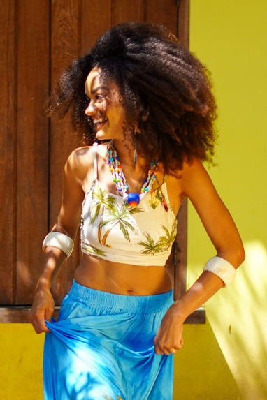 Top Cropped Bege Cocada Coleção Bahêa Yacamim Q5