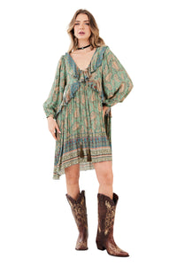 Vestido Curto Com Mangas Longas Yacamim D14