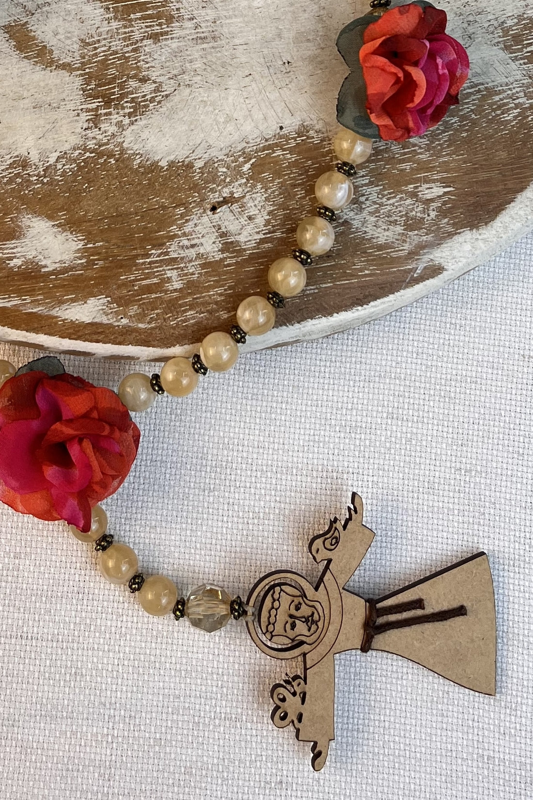 Colar Terço São Francisco De Assis Bege Yacamim #292