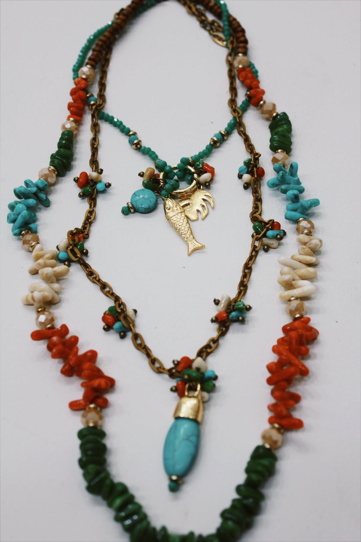 Colar Artesanal De Miçangas Com Mix De Pingentes Yacamim #711