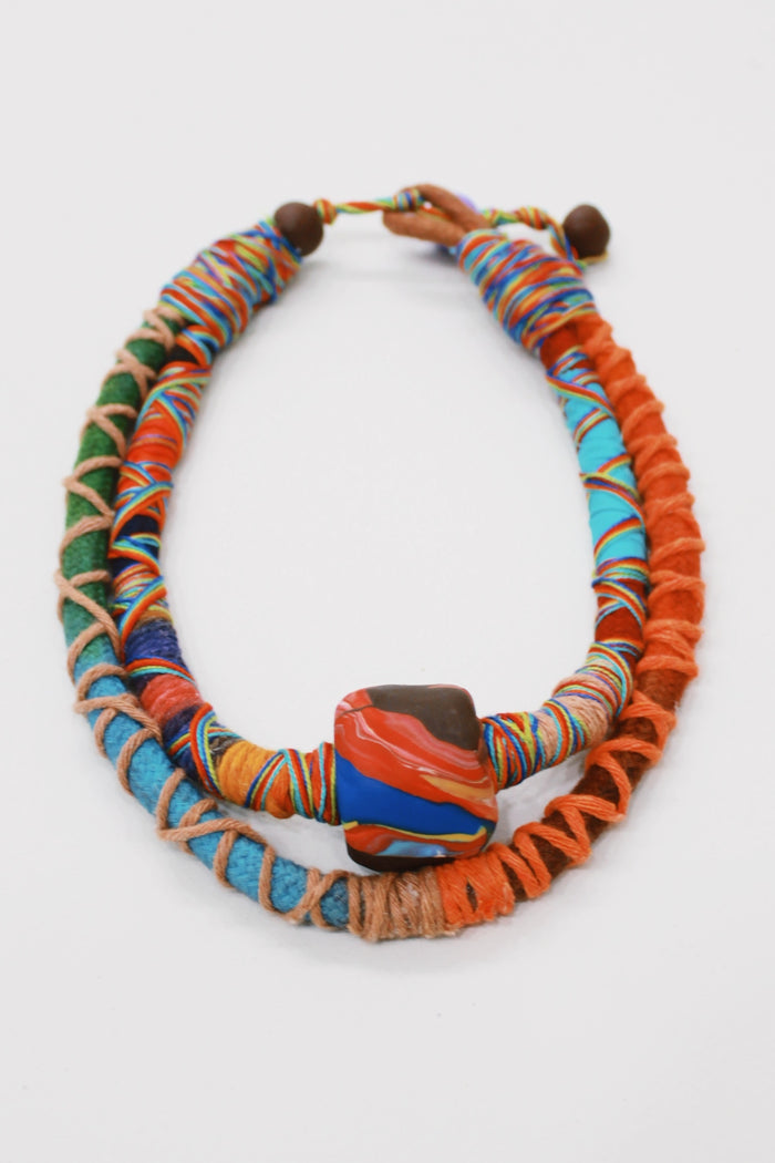 Colar Artesanal De Cordas Coloridas Yacamim #737