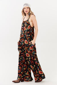 Macacão Longo Preto Estampa Paisley Yacamim O1