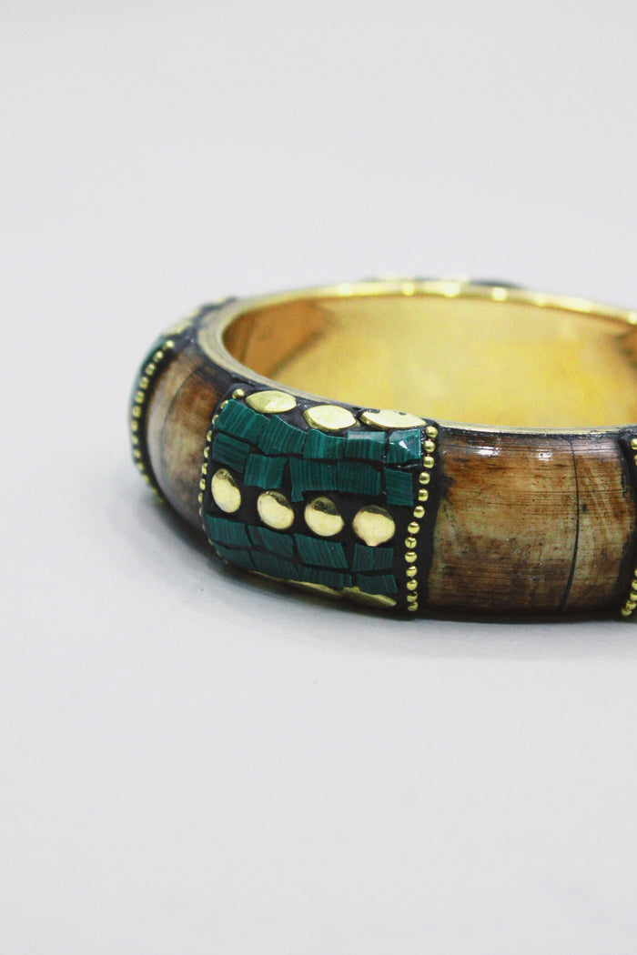 Pulseira Bracelete De Metal Com Mosaicos Verdes Yacamim #454