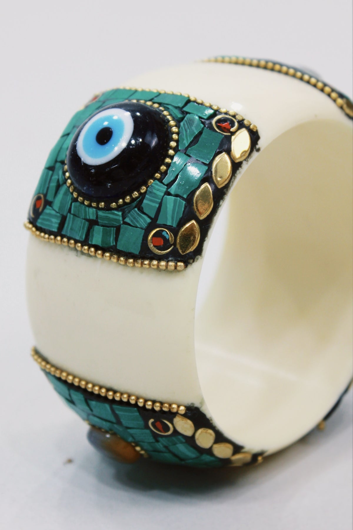 Pulseira Bracelete Largo De Cerâmica Com Pedras Yacamim #578