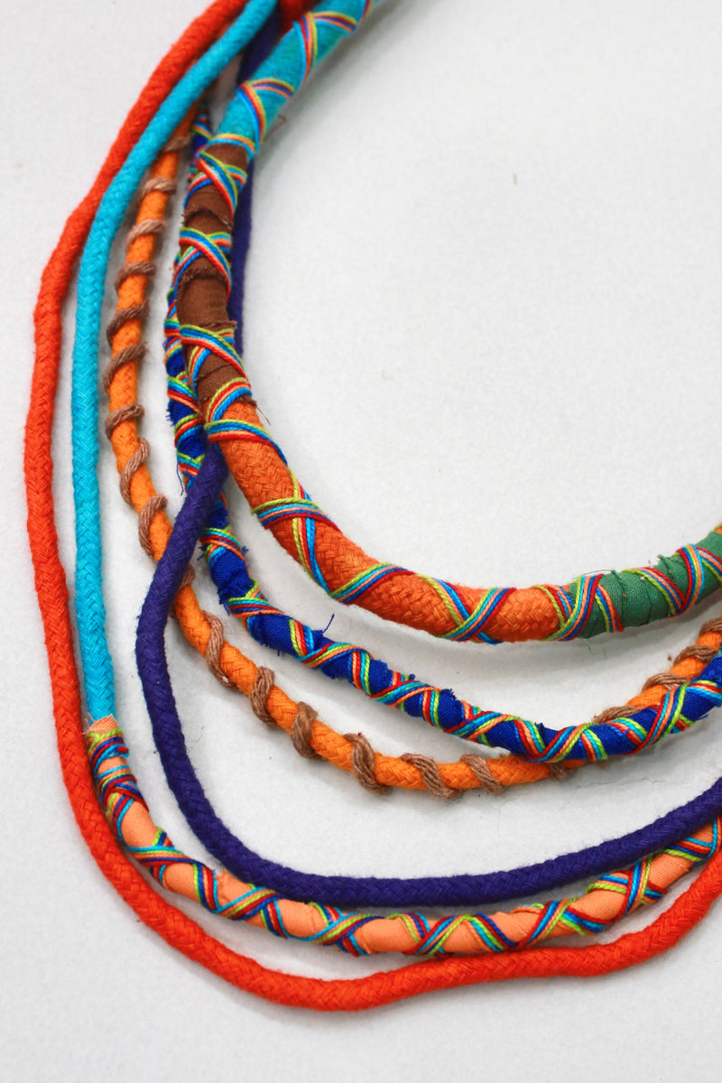 Colar Artesanal De Cordas Coloridas Yacamim #392