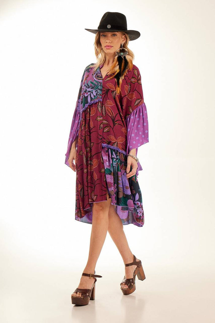 Vestido Chemise Curto Com Babados Assimétricos Patchwork Roxo Yacamim<br />
<p>
</p>