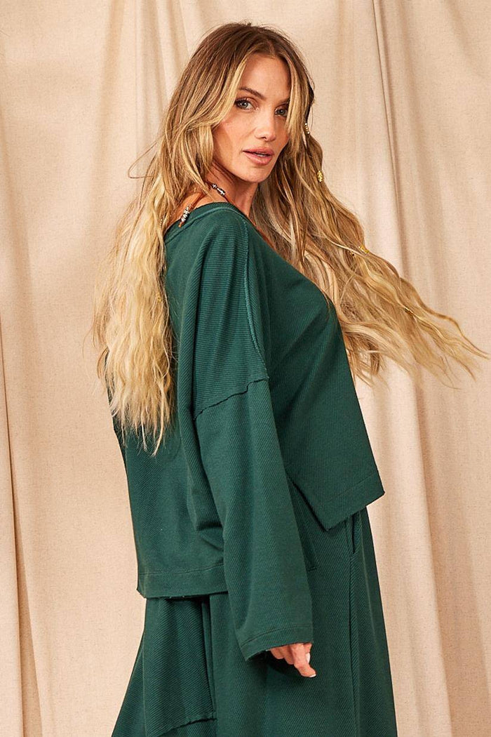 Blusa Cropped Ampla Com Mangas Longas Verde Escuro Yacamim