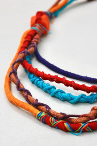 Colar Artesanal De Cordas Coloridas Yacamim #386