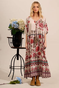 Vestido Longo Com Cordão De Pompons Bege Estampado Yacamim