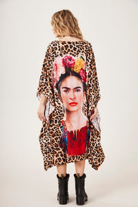 Kaftan Amplo Midi Animal Print Frida Kahlo Yacamim T6