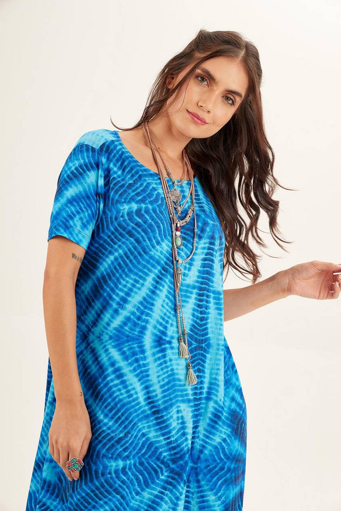 Vestido Longo Amplo Com Mangas Curtas E Estampa Digital Azul Tie Dye Yacamim