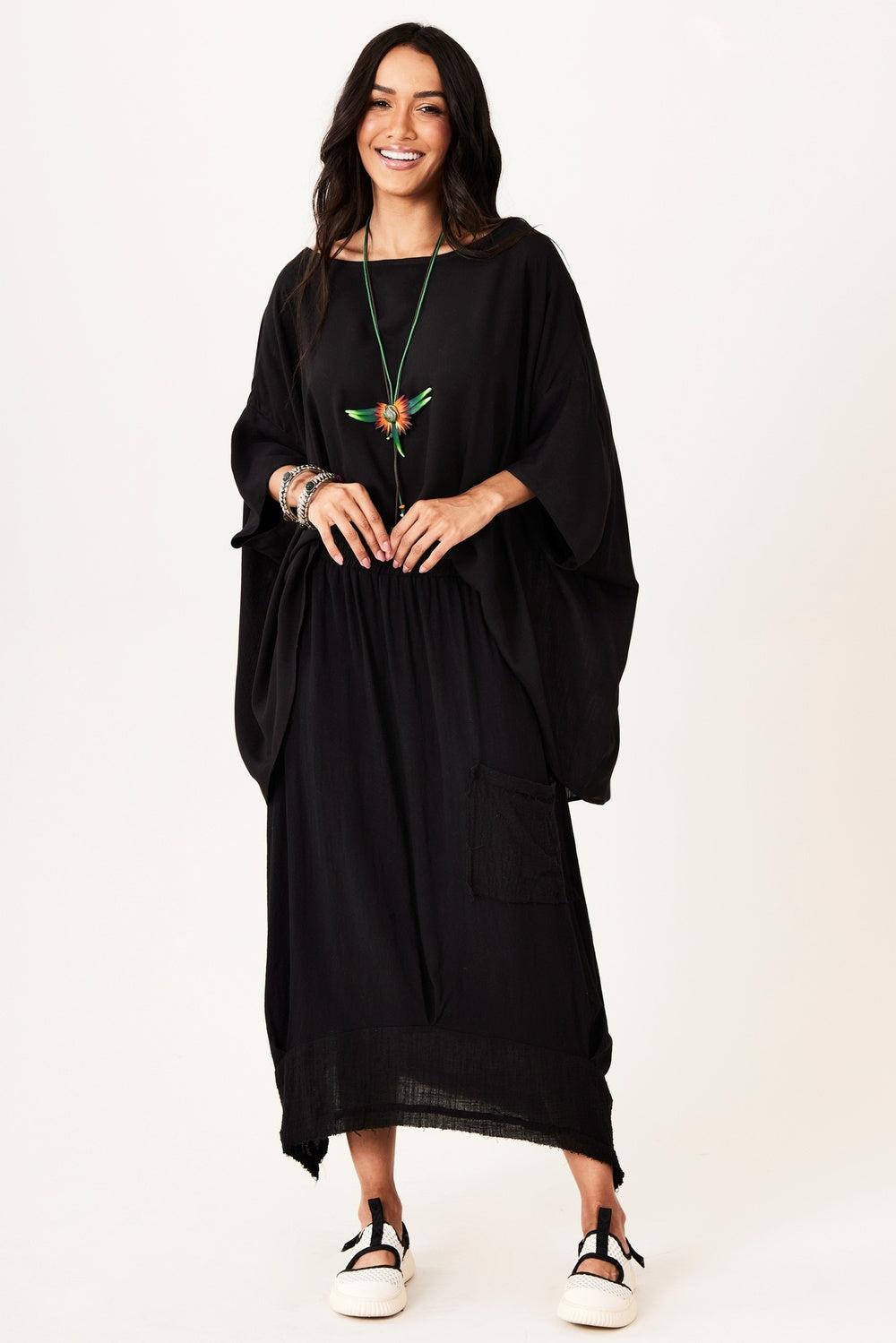 Saia Viscolinho Com Bolso Lateral Preto Yacamim A5