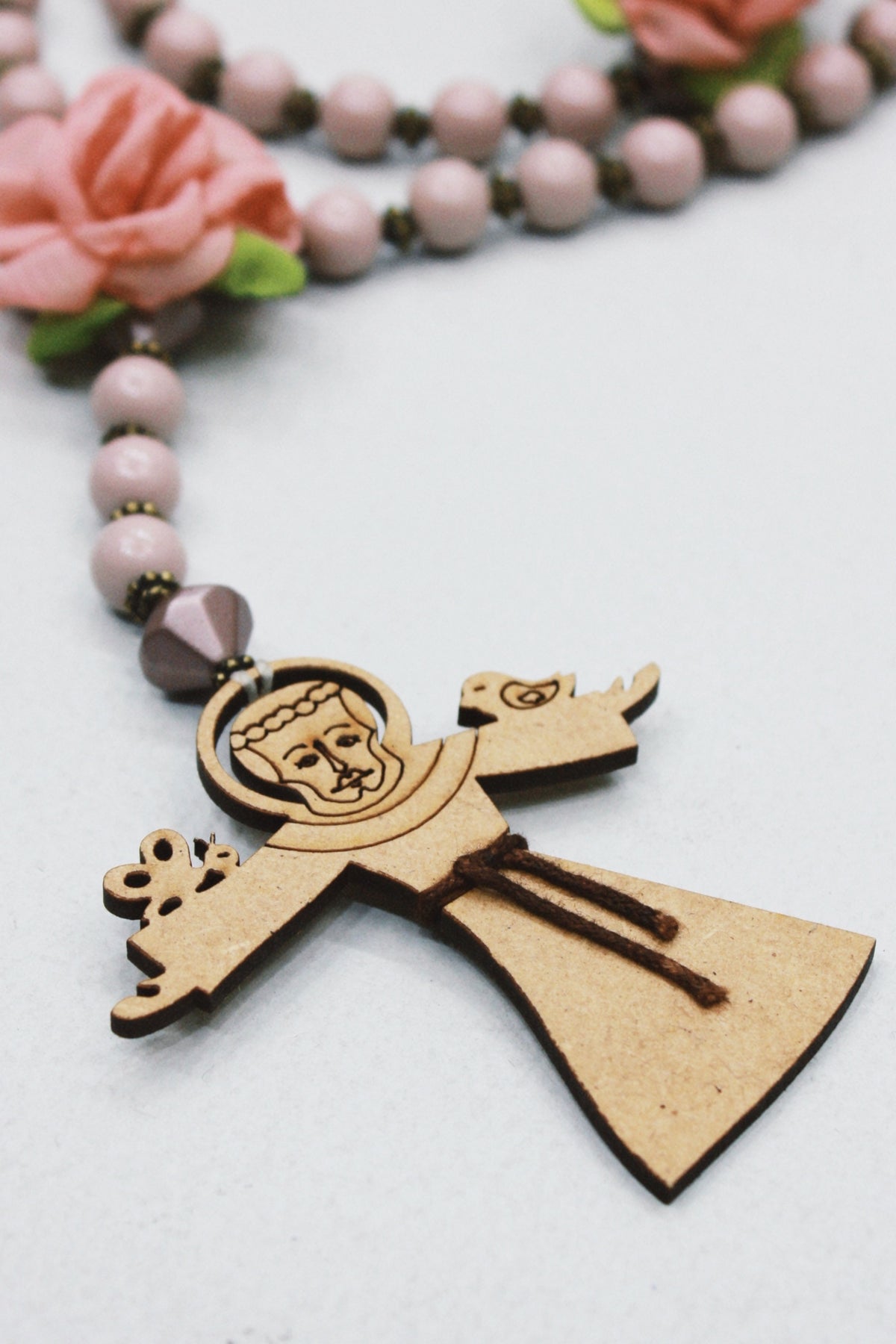 Colar Terço São Francisco De Assis Rosa Claro Yacamim #501