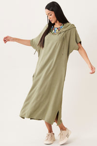 Vestido Midi De Viscolinho Com Capuz Verde Militar Yacamim E1